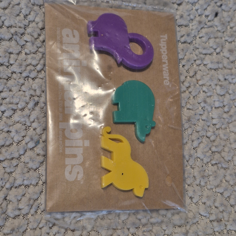 Vintage 1993 Tupperware Animal Pin Set NWT